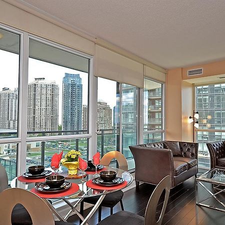 Royal Stays Furnished Apartments - Square One 미시소거 외부 사진